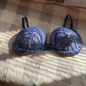 Victoria Secret Bombshell bra 34D